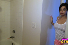 Shower Time Voyeur — Amateur CFNM, starring Jenny Laine